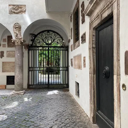 Center, Luxury & History In Via Monserrato * Rome