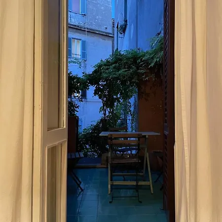 Center, Luxury & History In Via Monserrato