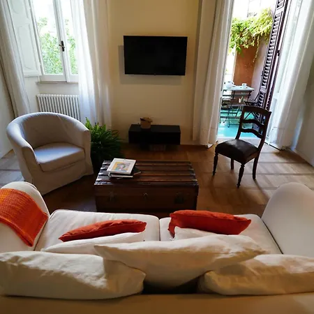 Apartment Center, Luxury & History In Via Monserrato Rome