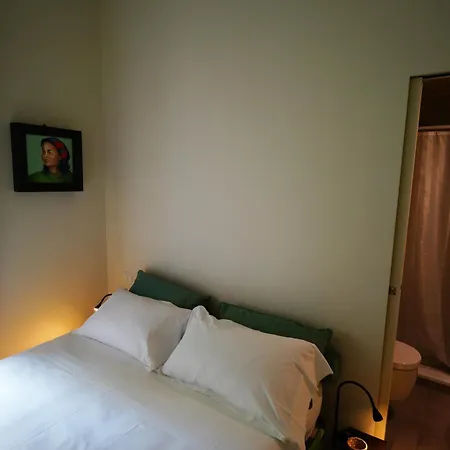 Center, Luxury & History In Via Monserrato Apartment *