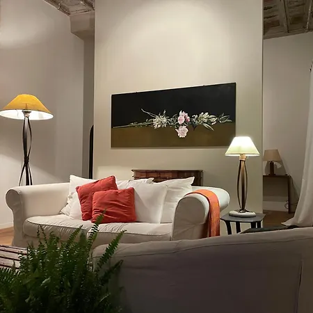 Center, Luxury & History In Via Monserrato *